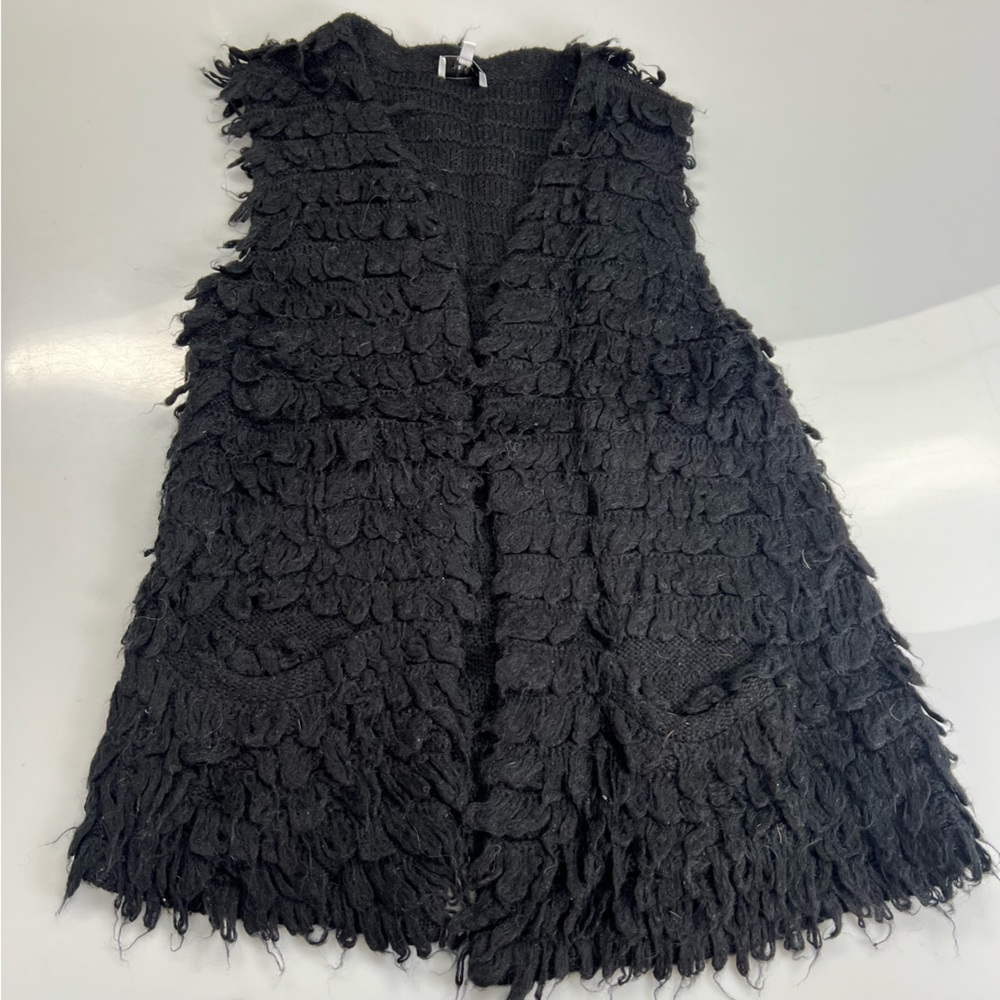 Harlyn women’s black sleeveless cardigan S L13-9